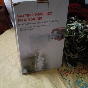 Electric flower sifter